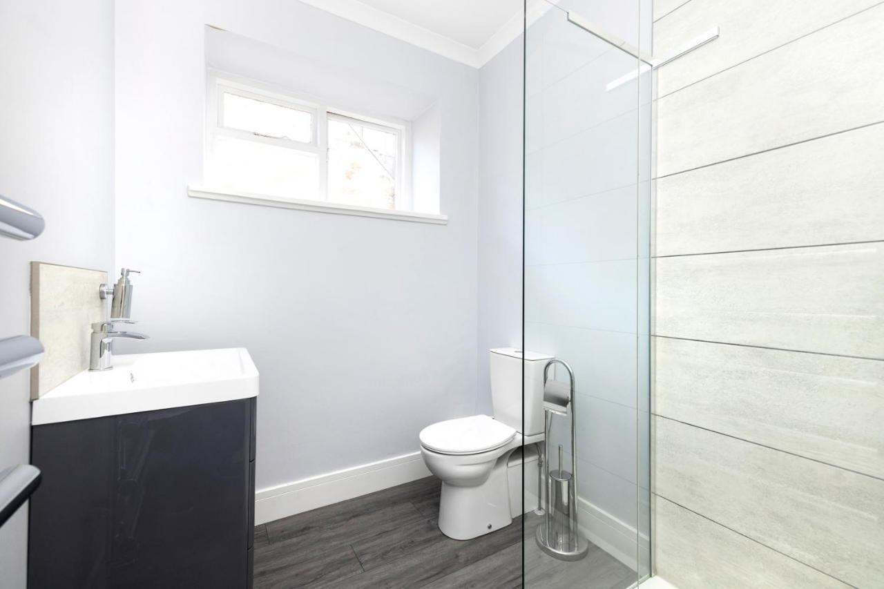 Joivy Modern Flat On Rose Street Apartment Edinburgh Exterior photo